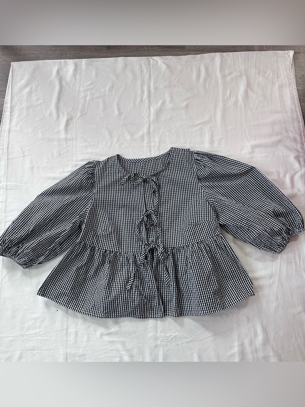 Scandi Style Bubble Sleeve Black & White Gingham Front Tie Top-Size L
